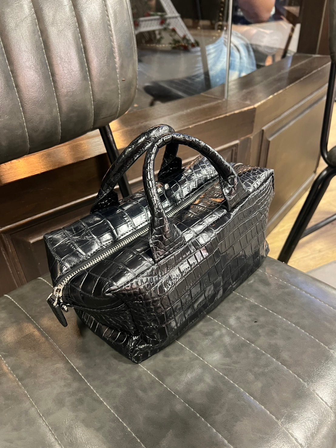 Handmade Crocodile Leather Bags – Timeless Luxury from Thailand