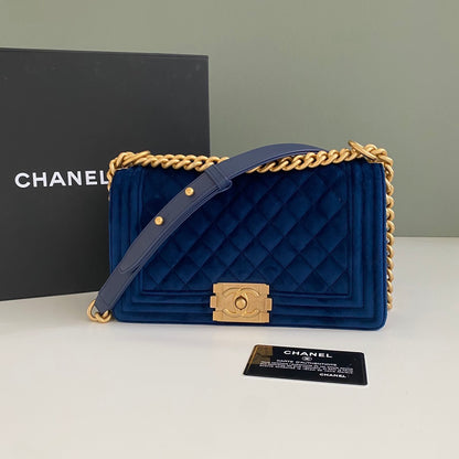 Preloved Chanel Boy 10 Navy blue Velvet with GHW full set