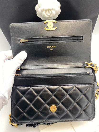 Preloved Chanel WOC Black Lamb with GHW Full set